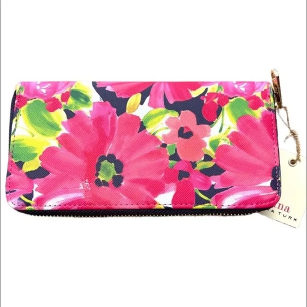 🌎2/$66~Trina Turk NWT Zip Around Pink Floral Wallet with gift box